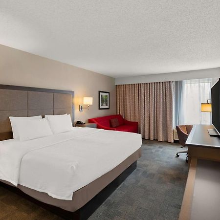 Hampton Inn Lancaster Exterior foto